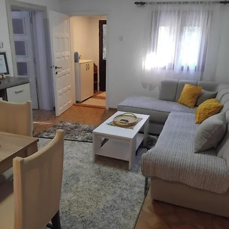 Сasa de vacaciones Dunja Podgorica