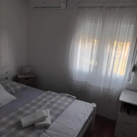 Dunja Сasa de vacaciones Podgorica